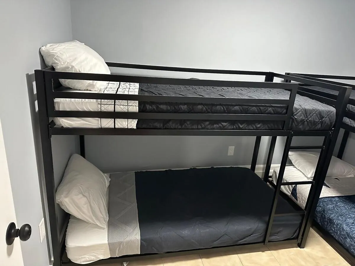 Cozy Apartment Minutes From Nyc West New York 0*,  United States